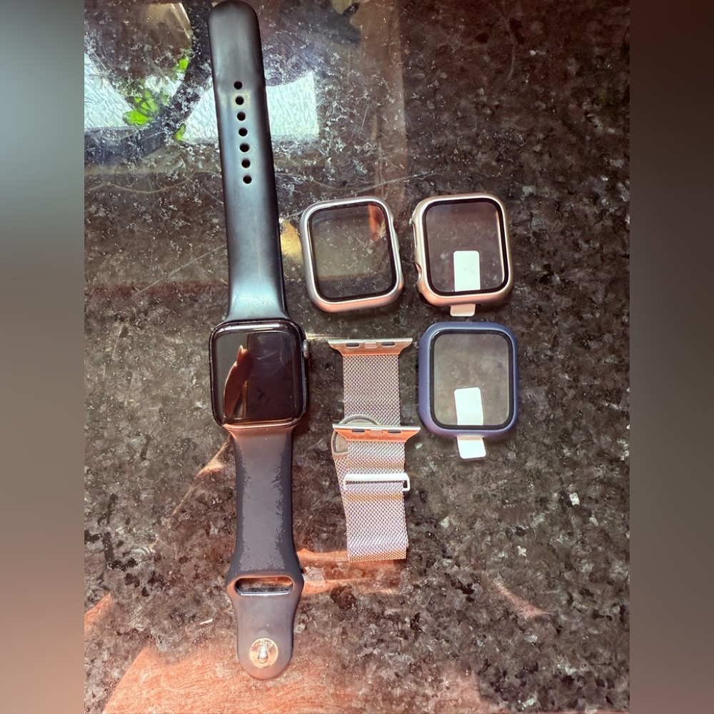 Apple Watch SE 2nd generation 44 mm perfect working condition